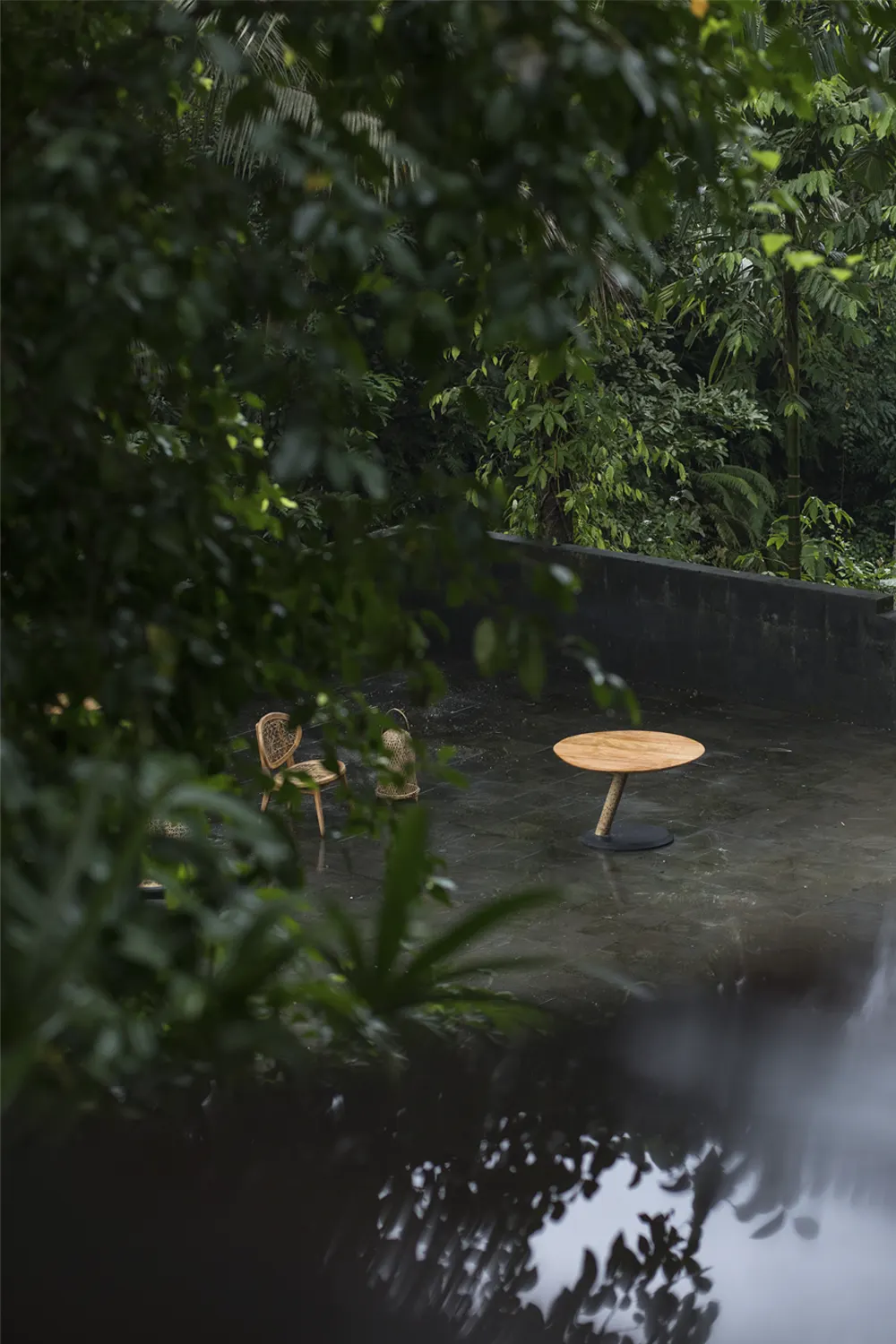 LAVA TABLES AND STOOLS